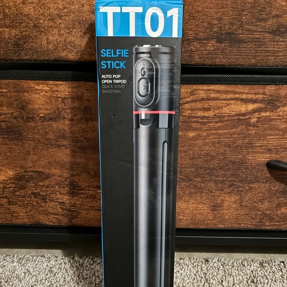 Other - Black Selfie Stick with Remote